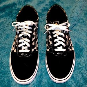 Men’s Checkered Vans